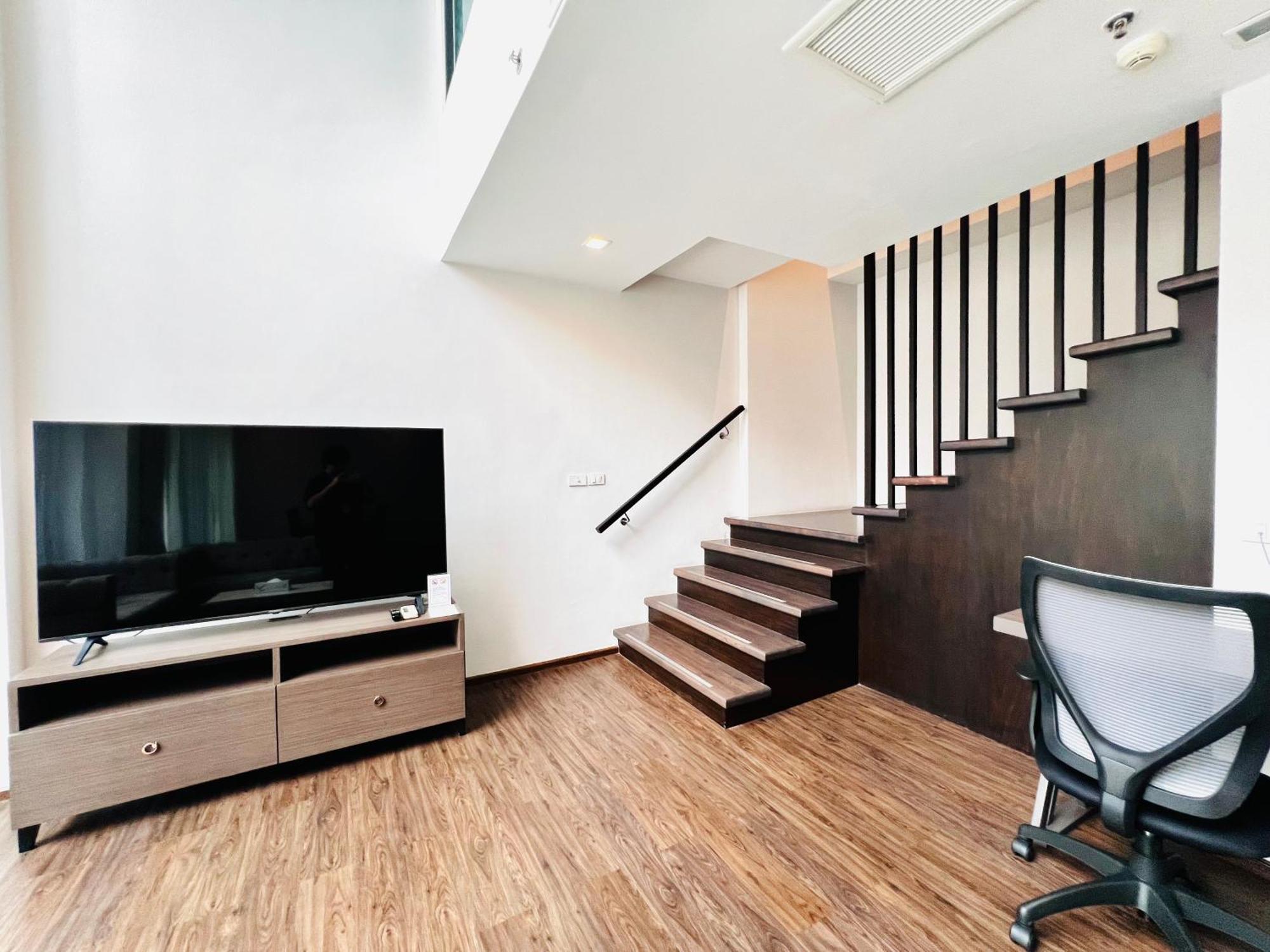 Civic Horizon Hotel & Residence Bangkok Bagian luar foto