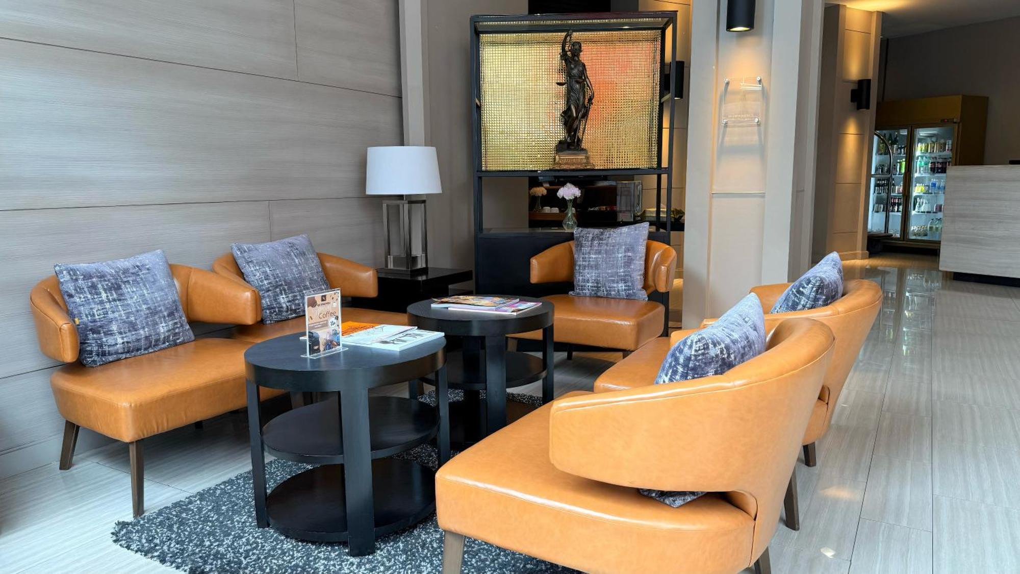 Civic Horizon Hotel & Residence Bangkok Bagian luar foto